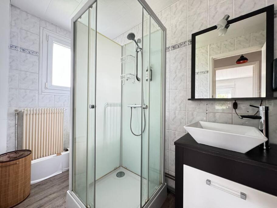 Appartement F2 Proche Axes Principaux - Claude Guichard Clermont-Ferrand Esterno foto