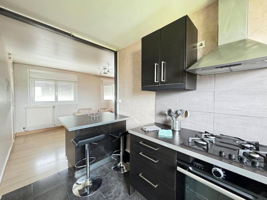 Appartement F2 Proche Axes Principaux - Claude Guichard Clermont-Ferrand Esterno foto
